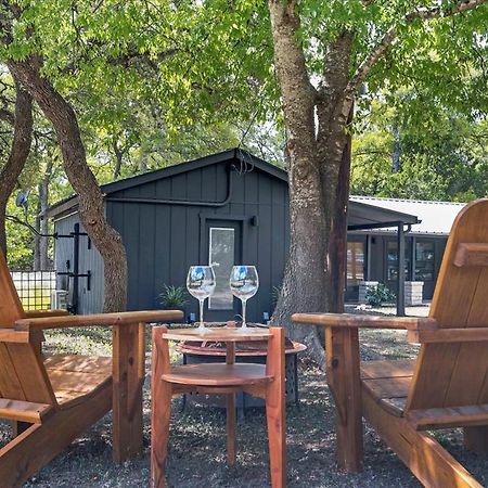 Relaxing Alpaca Ranch Mins From Downtown Wimberley Villa Exterior photo