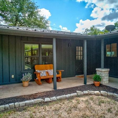 Relaxing Alpaca Ranch Mins From Downtown Wimberley Villa Exterior photo