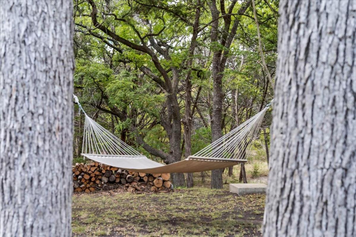 Relaxing Alpaca Ranch Mins From Downtown Wimberley Villa Exterior photo