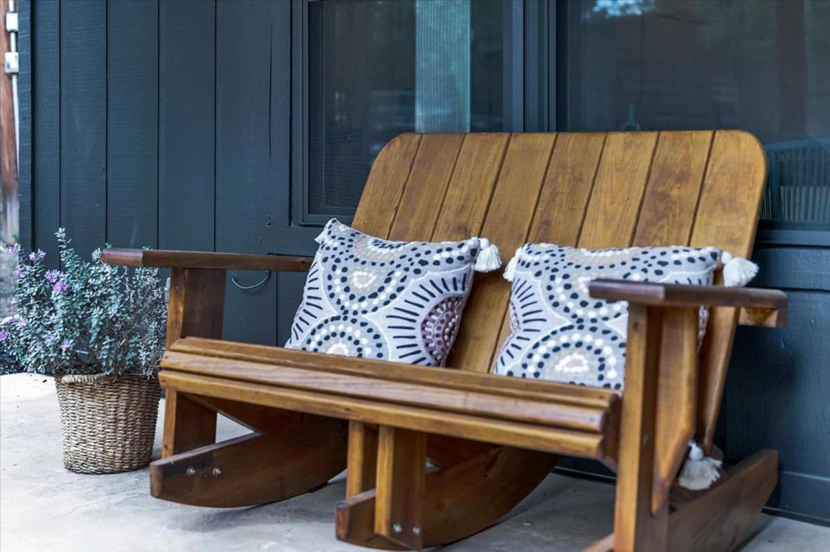Relaxing Alpaca Ranch Mins From Downtown Wimberley Villa Exterior photo